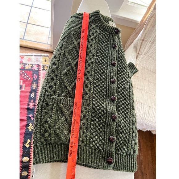Women's Olive Cable Knit Cardigan - Picture 8 of 9